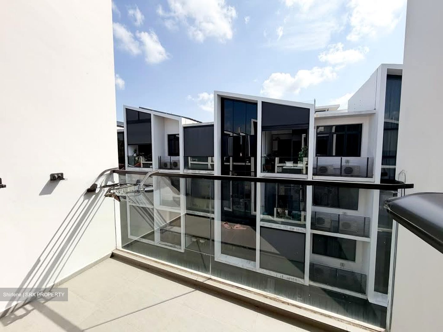 The Essence (D26), Apartment #594243321